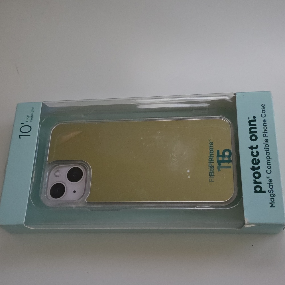 onn Protect iphone 15 Mirror Phone Case Compatible With MagSafe - Picture 6 of 6